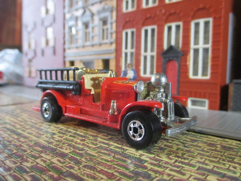 Ahrens Fox Fire Engine - Hotwheels Malaysia 1980 Near Mint, Ophalen of Verzenden, Gebruikt, Auto