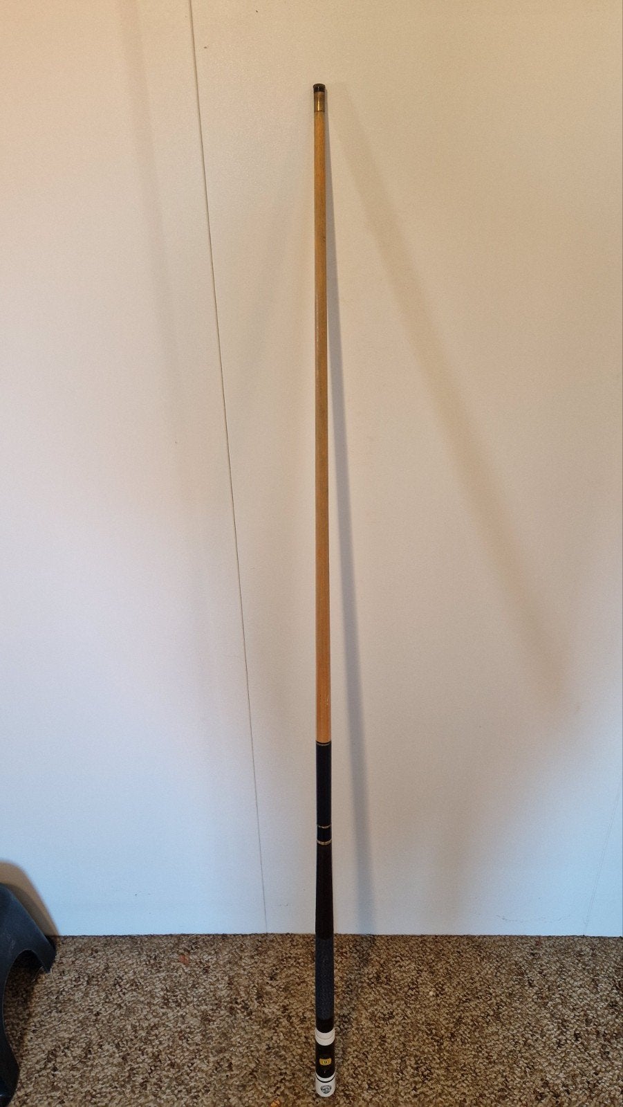 BCE Poolkeu met 9-ball logo, Ophalen of Verzenden, Gebruikt, Keu of Ballen
