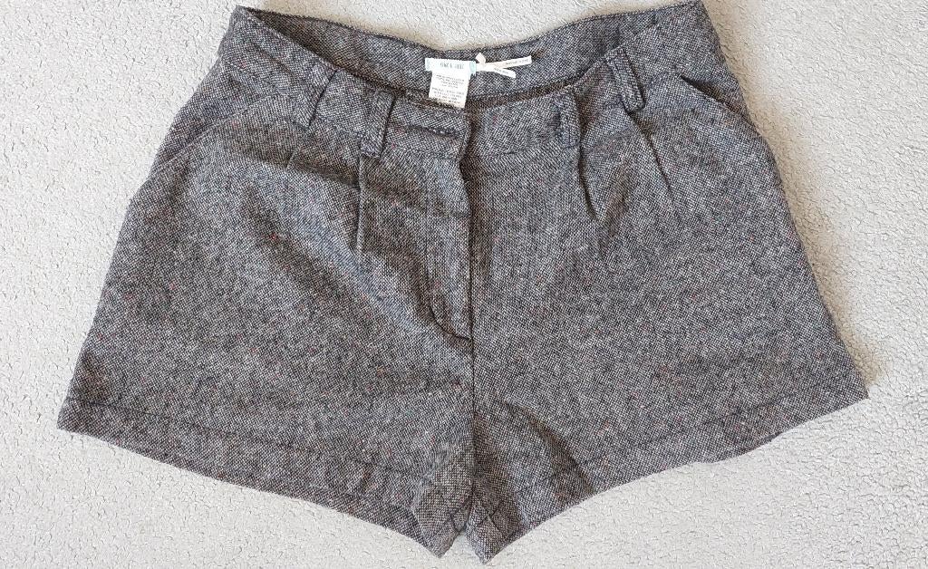 (KB06) Korte broek – dikke nette broek, Kimchi Blue, maat 36, Ophalen of Verzenden, Zo goed als nieuw, Maat 36 (S), Bruin