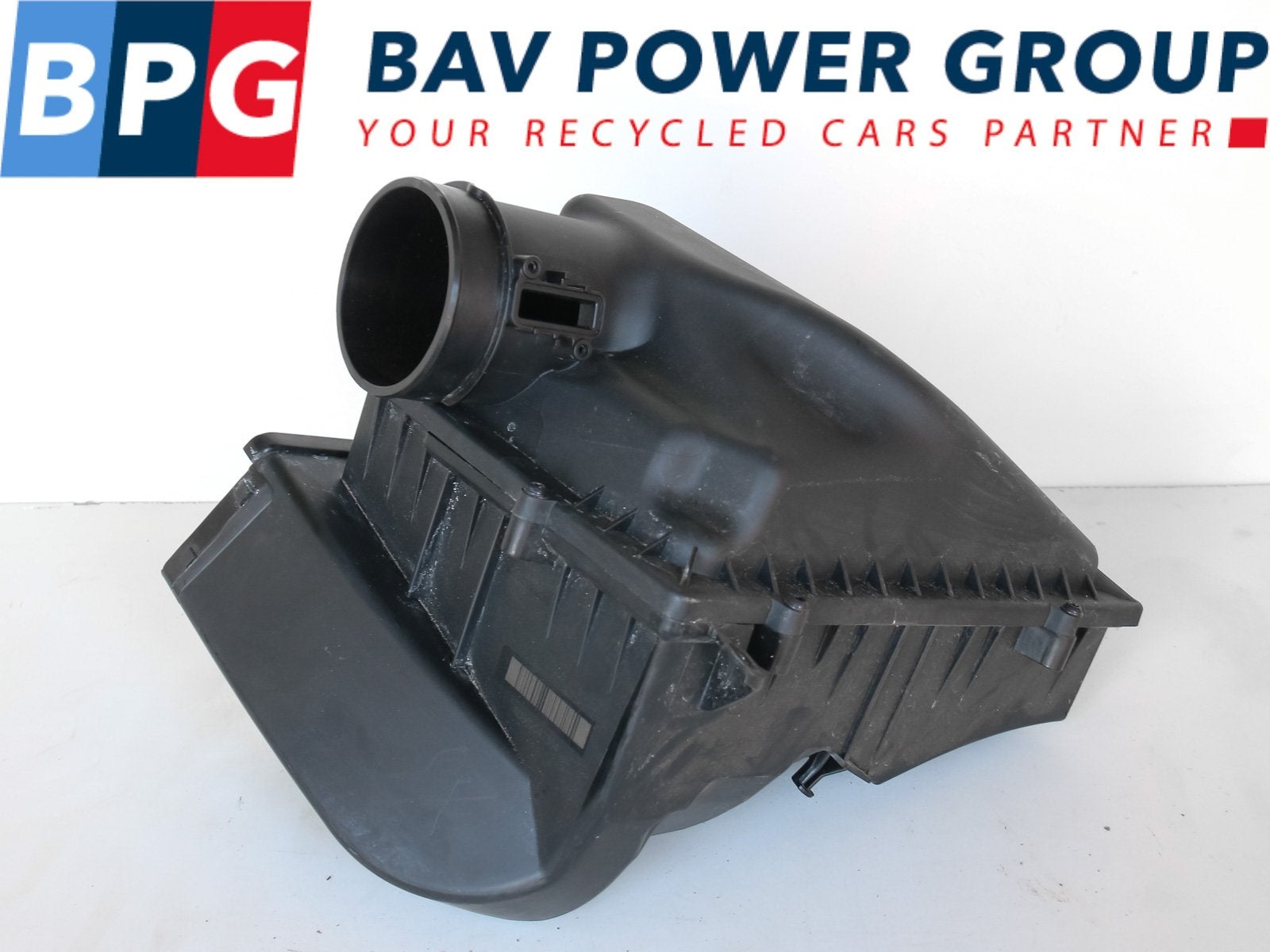 LUCHTFILTERHUIS G01 G05 G11 BMW 5 serie (G30) (13718620473), Gebruikt, BMW, Petuelring 130
80809  München, DE, Bayerische Motoren Werke AG