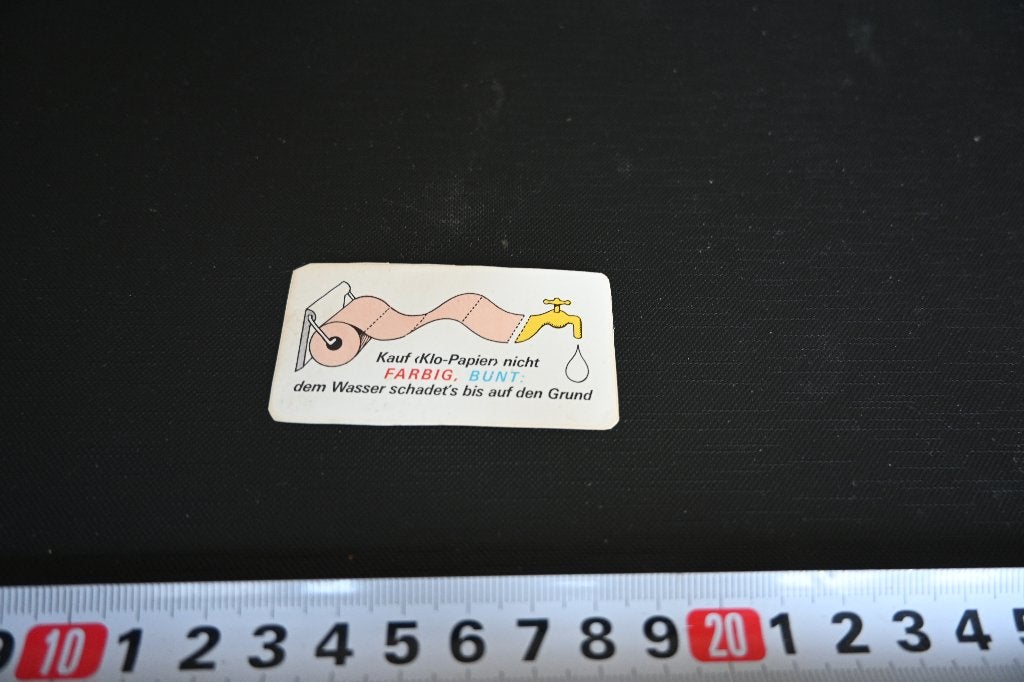 sticker kauf klo-papier nicht farbig / bunt: dem wasser scha, Ophalen of Verzenden, Zo goed als nieuw