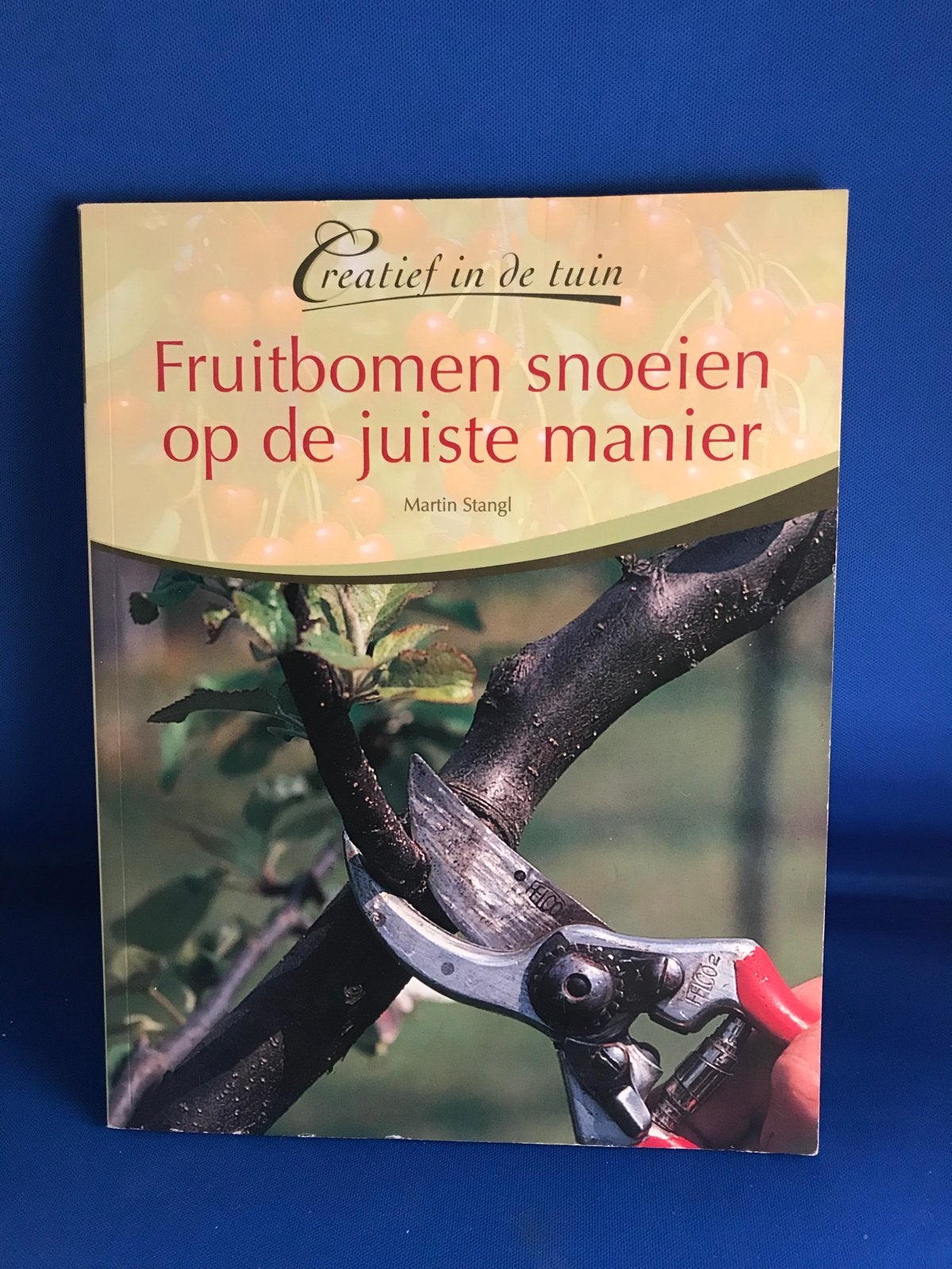 Creatief in de tuin: Fruitbomen snoeien op de juiste manier, Boeken, Ophalen, Zo goed als nieuw, Tuinieren en Tuinplanten