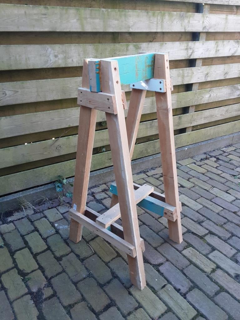 Bok voor buitenboordmotor, Ophalen