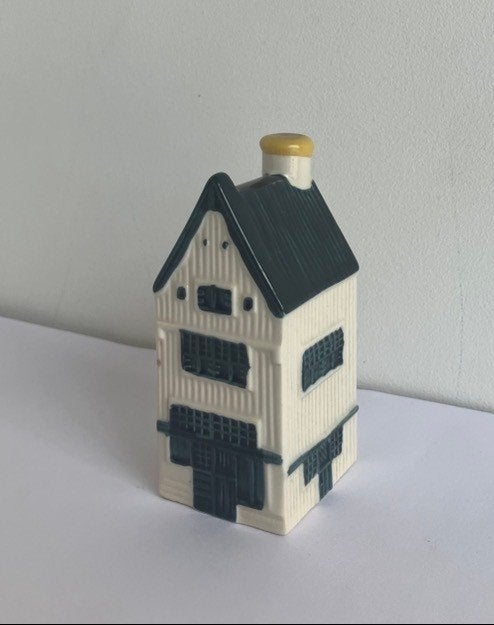 KLM-huisje nr. 6, Ophalen of Verzenden, Zo goed als nieuw, 1 t/m 20