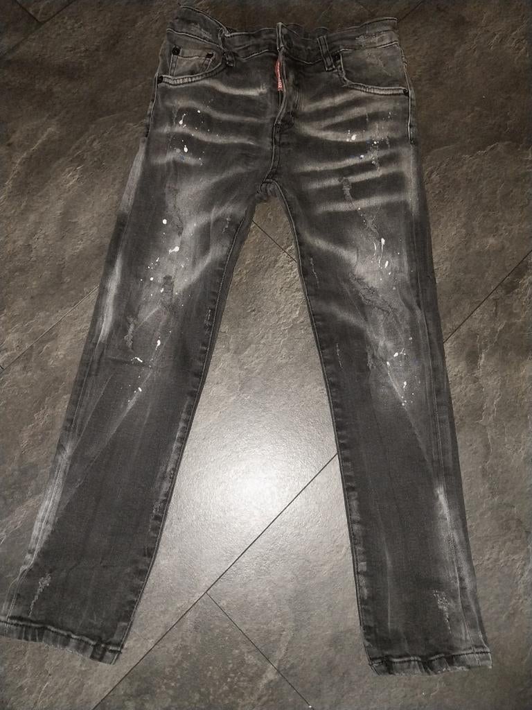 Stoere spijkerbroek van Dsquared2 maat 146, Kinderen en Baby's, Broek, Dsquared2, Ophalen of Verzenden, Zo goed als nieuw
