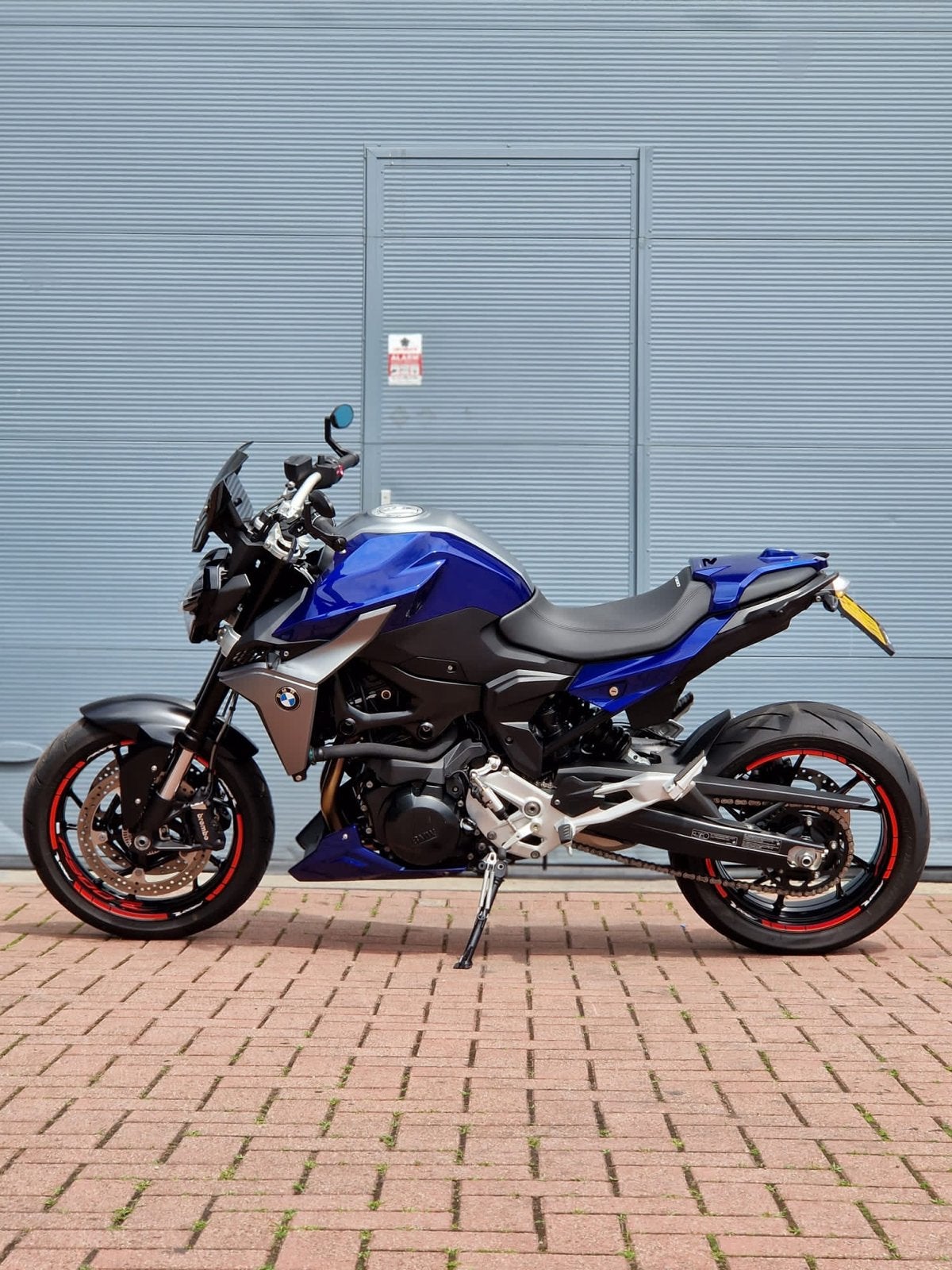 BMW F900R 2020 - Sportieve Naked Bike, Motoren, 2 cilinders, Motorrijbewijs A, Gebruikt, 900 cc