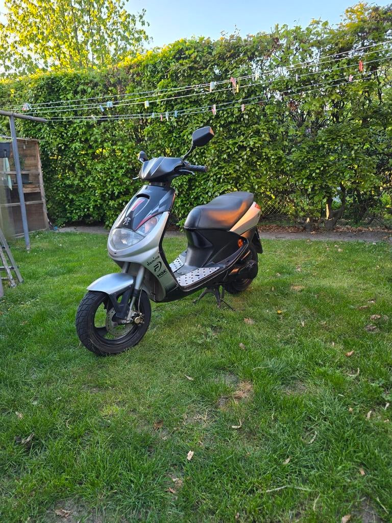 Peugeot VivaCity 50cc snorscooter - Goede Staat, Ophalen, Gebruikt, Overige modellen, Maximaal 45 km/u