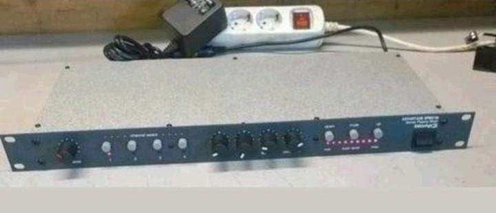 Advantage spm-412e stereo preamp mixer, Ophalen of Verzenden