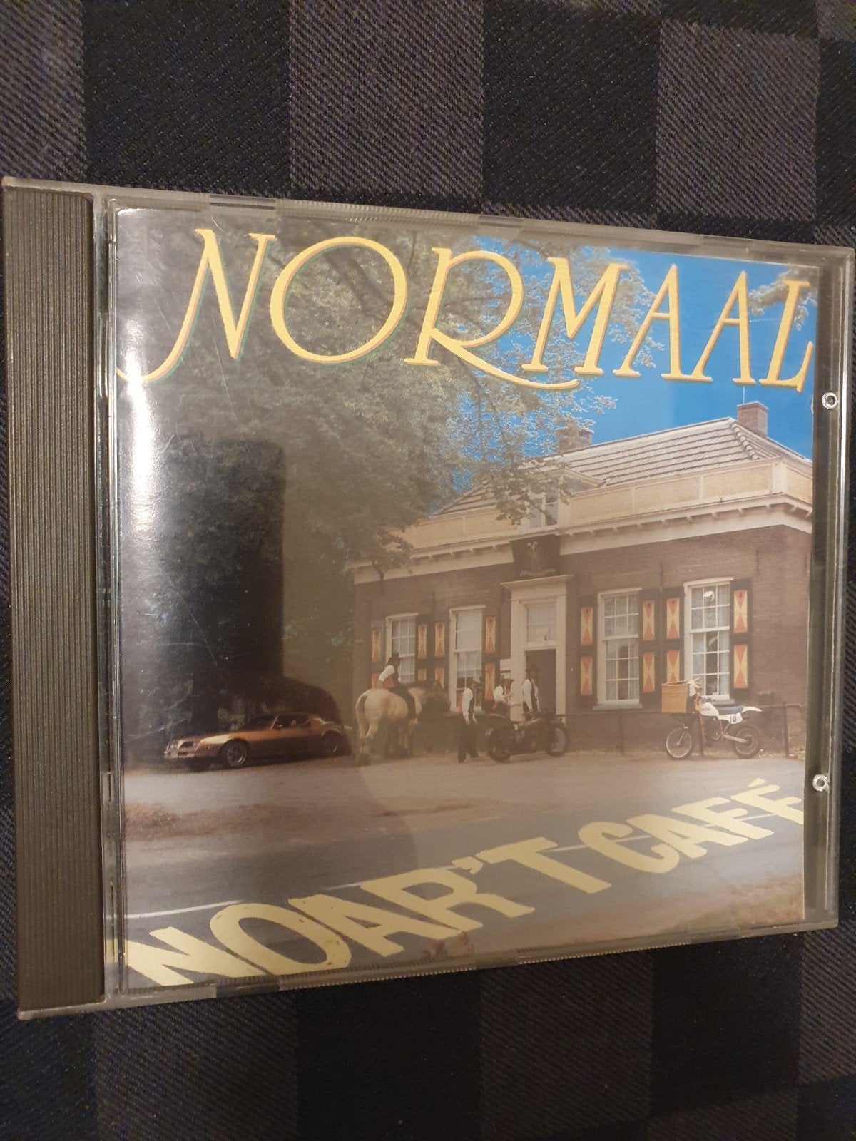 Normaal cd noar 't cafe, Ophalen, Gebruikt