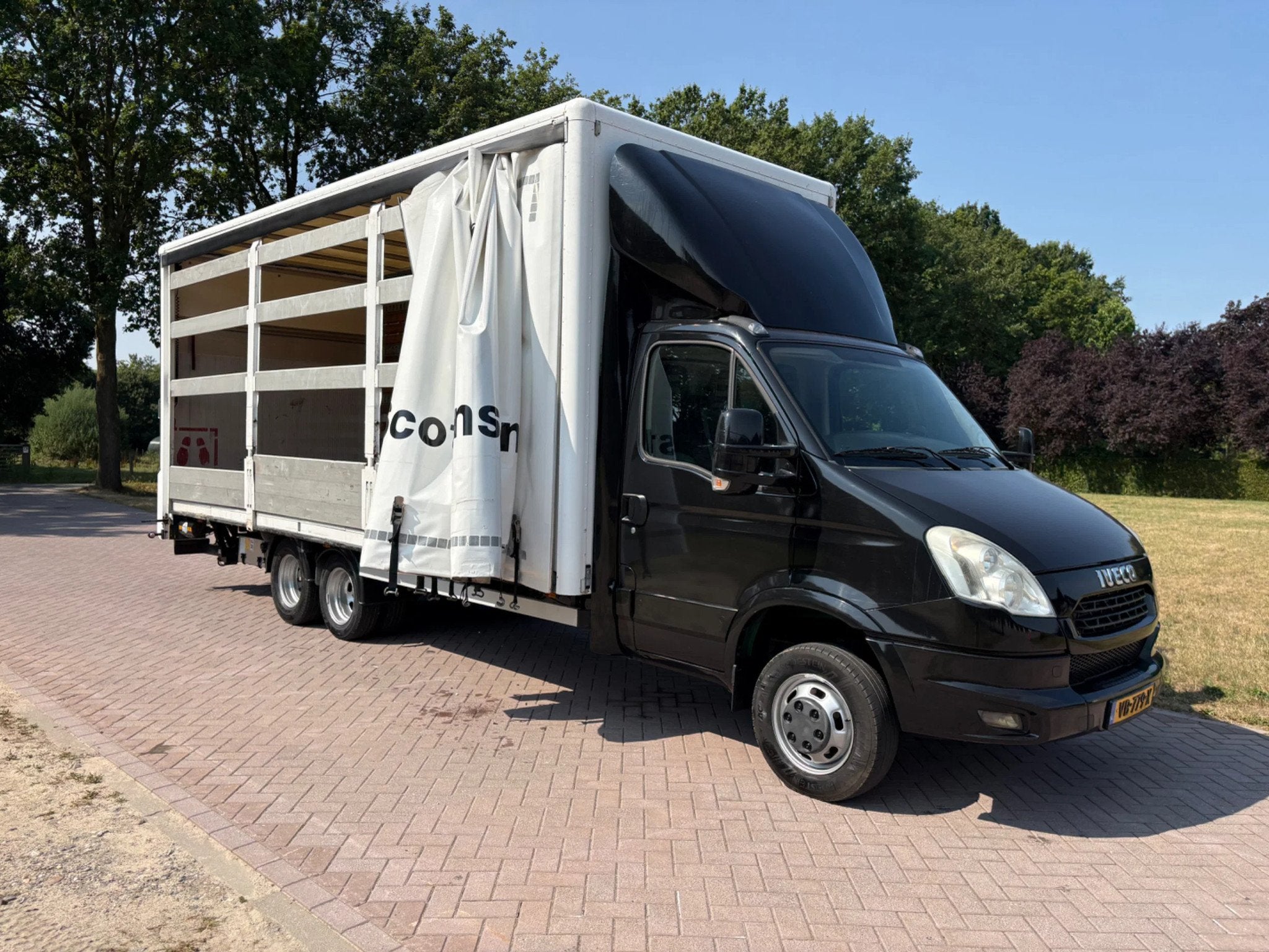 Iveco 50C21 schuifzeilen Clixtar met laadklep 1000 KG, Euro 5, Gebruikt, 4 cilinders, Iveco
