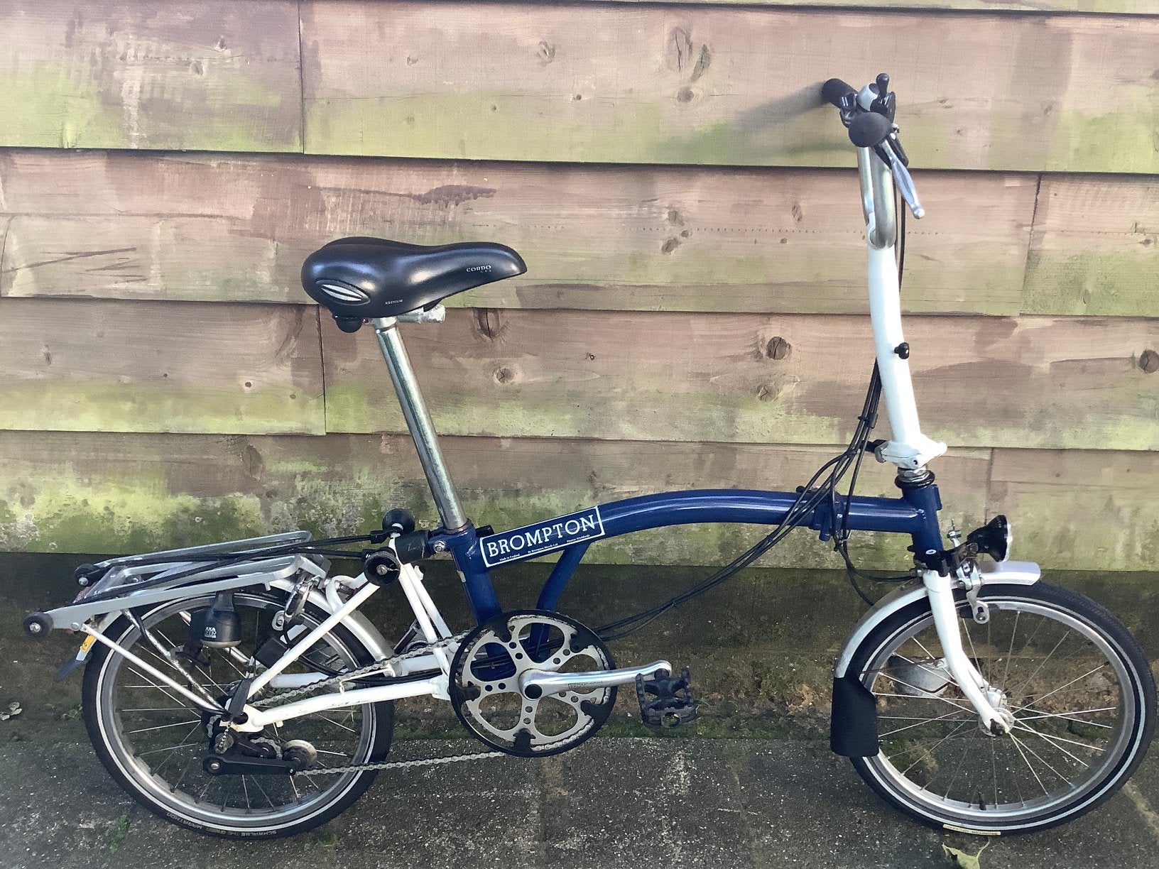 Bromton in goede conditie, Fietsen en Brommers, Fietsen | Vouwfietsen, Ophalen, Gebruikt, Brompton, Velgrem