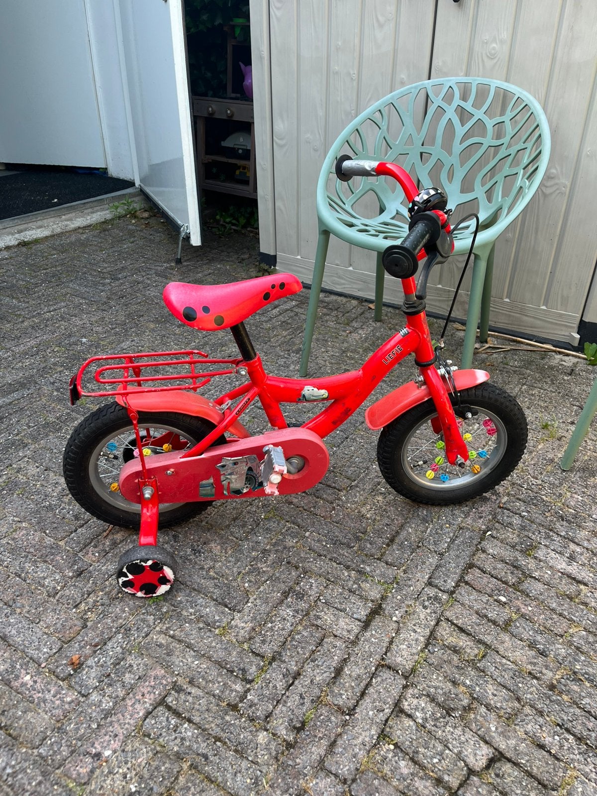 Leuk rood fietsje, Ophalen