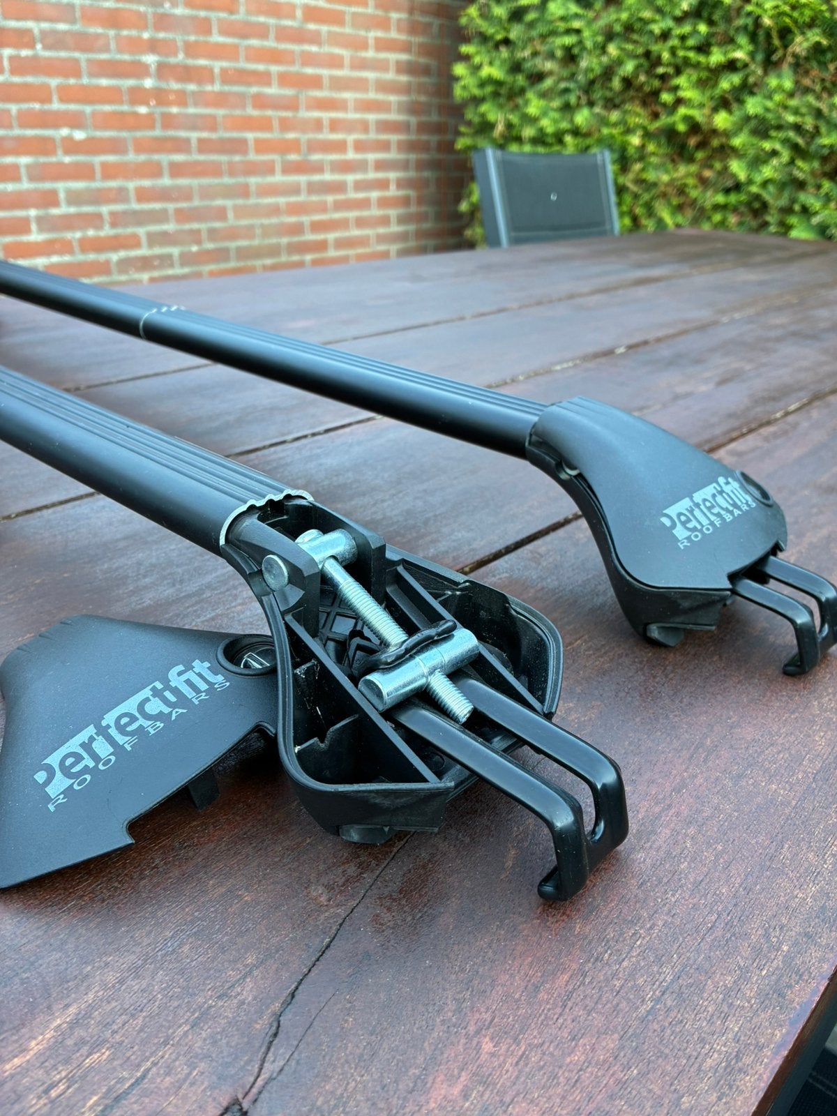 Dakdragers voor dichte rails oa Suzuki Vitara, Ophalen, Zo goed als nieuw