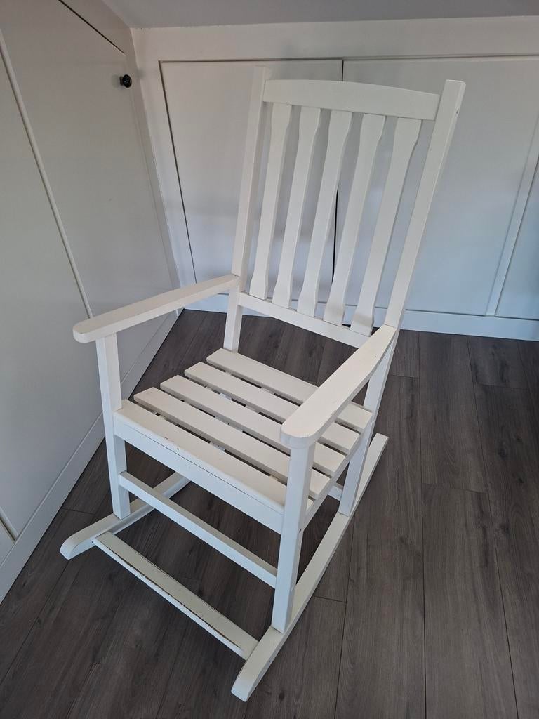 Witte houten schommelstoel voor babykamer of woonkamer, Ophalen, Gebruikt, Wit, Eén