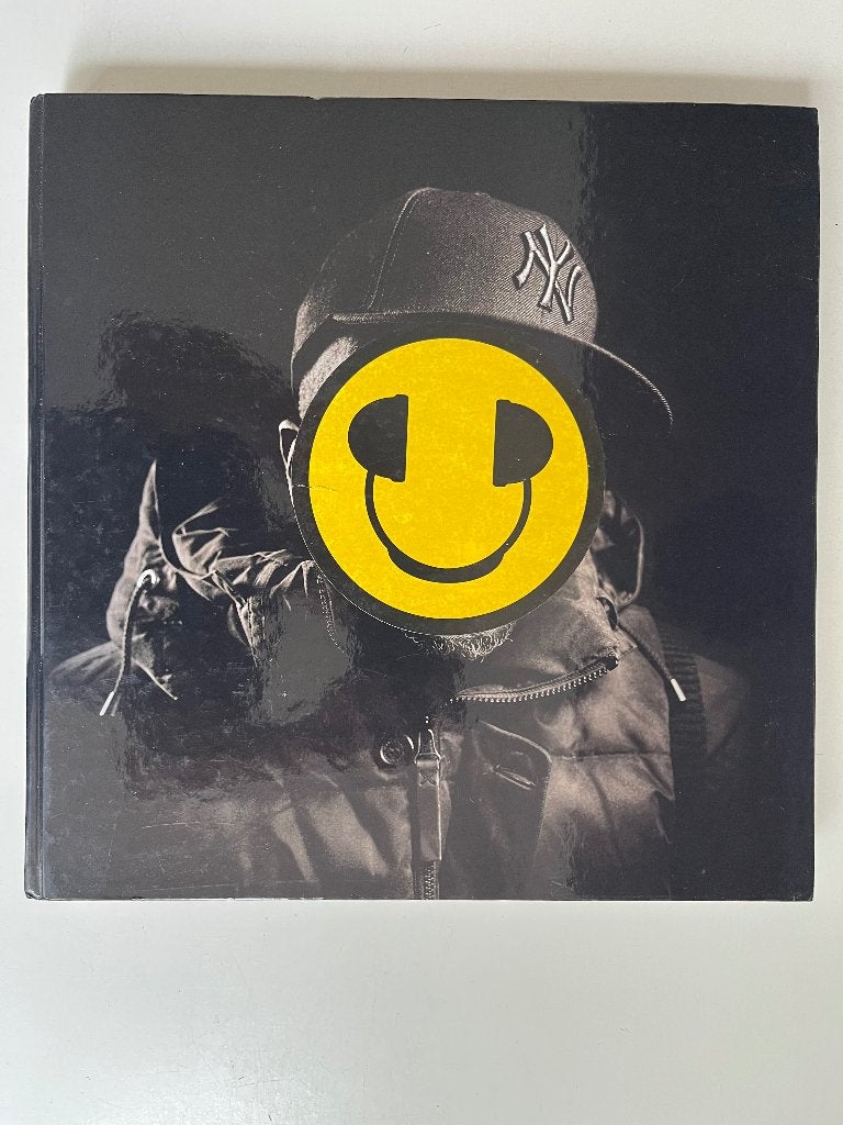 DJ. A collection of DJ Portraits by Krijn van Noordwijk, Boeken, Ophalen of Verzenden, Zo goed als nieuw, Overige onderwerpen