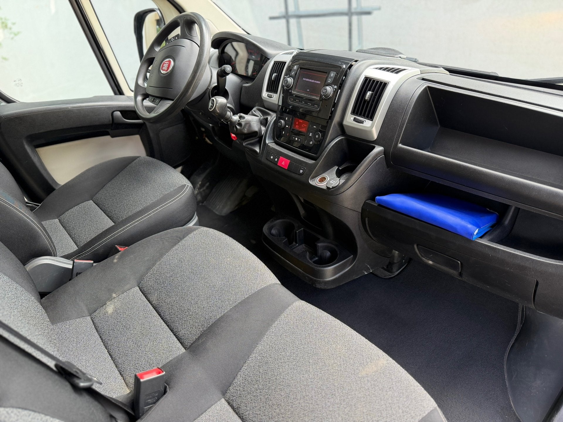 Fiat Ducato 30|2.3 MultiJet|L2H2|trekhaak|climatronic, Auto's, Bestelauto's, Voorwielaandrijving, Gebruikt, Euro 6, Origineel Nederlands