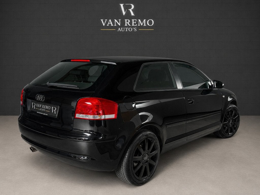 Audi A3 1.6 Attraction|Clima|Cruise|BT Audio|Nap!, Auto's, Audi, Voorwielaandrijving, Gebruikt, Zwart, 4 cilinders