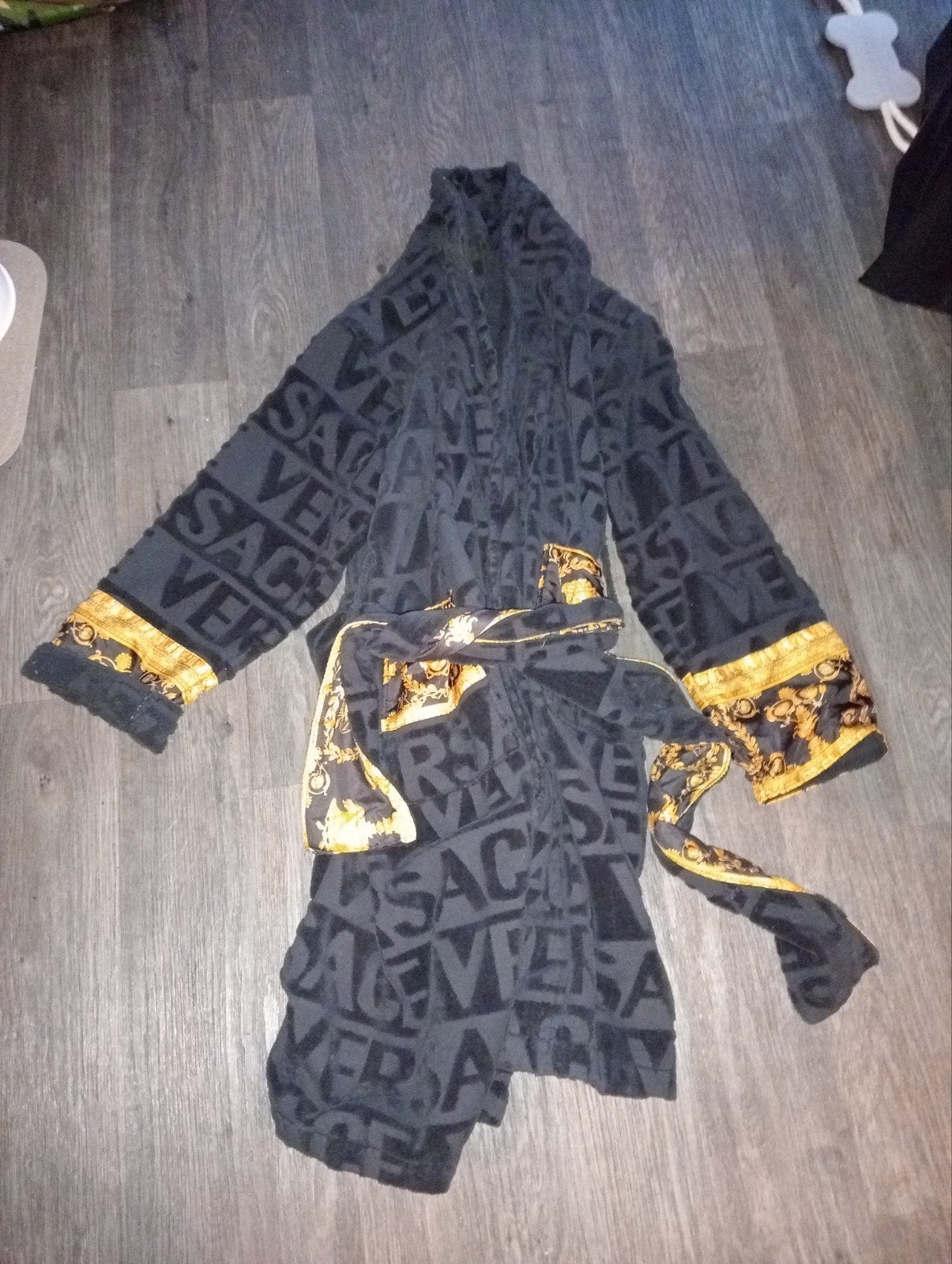 Versace Badjas XXL - Zwart met gouden details, Kleding | Heren, Ophalen of Verzenden, Zo goed als nieuw, Overige maten, Versace