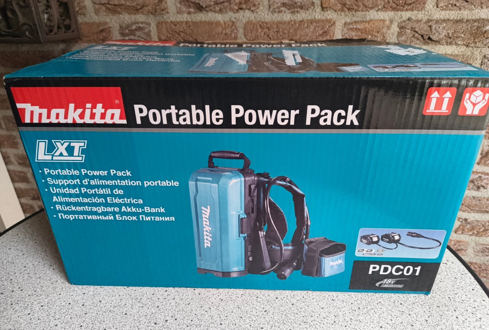Makita 40 volt Bladblazer UB001CZ met Rugaccu (excl. accu's), Accu, Ophalen of Verzenden, Makita, Ruggedragen