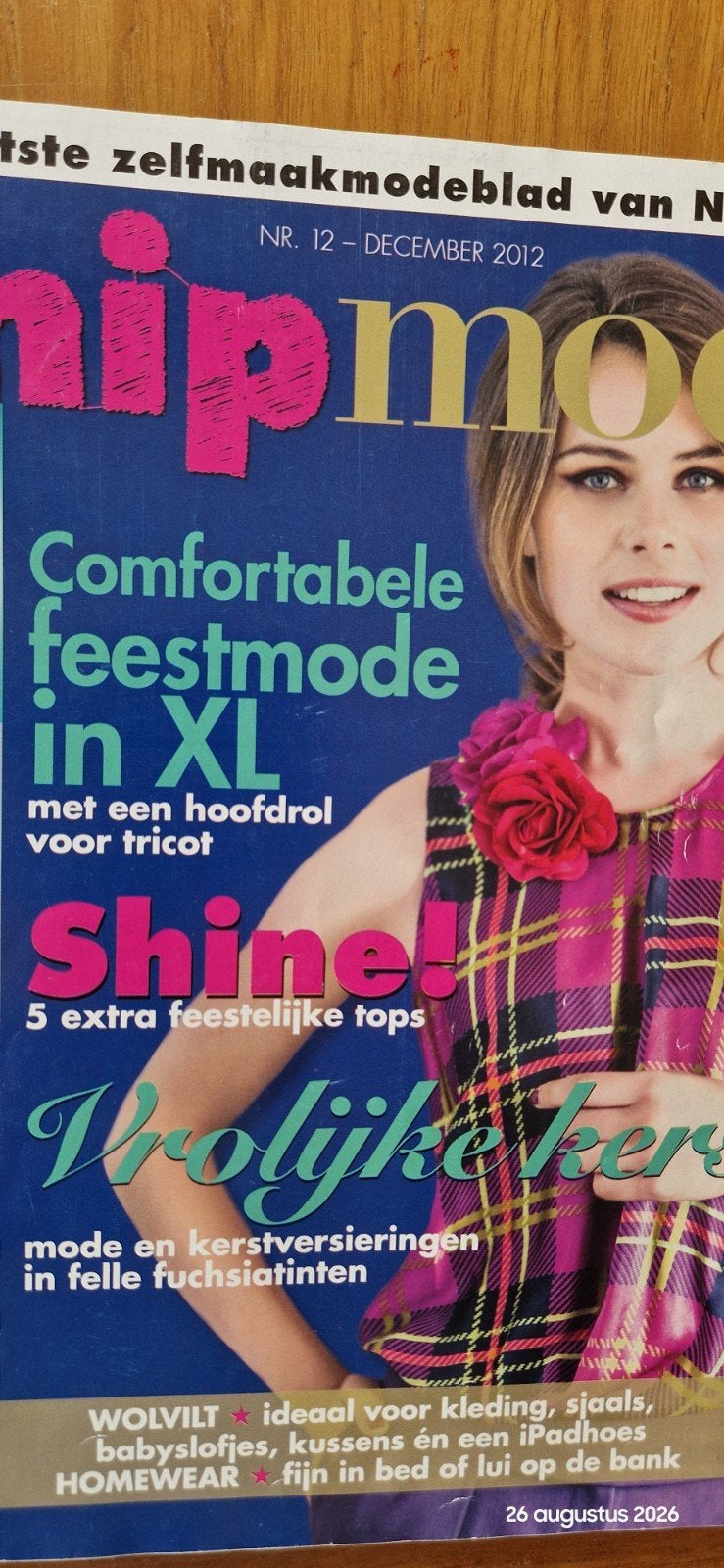 Knipmode December 2012 - Feestelijke Mode, Hobby en Vrije tijd, Ophalen of Verzenden, Vrouw, Knipmode