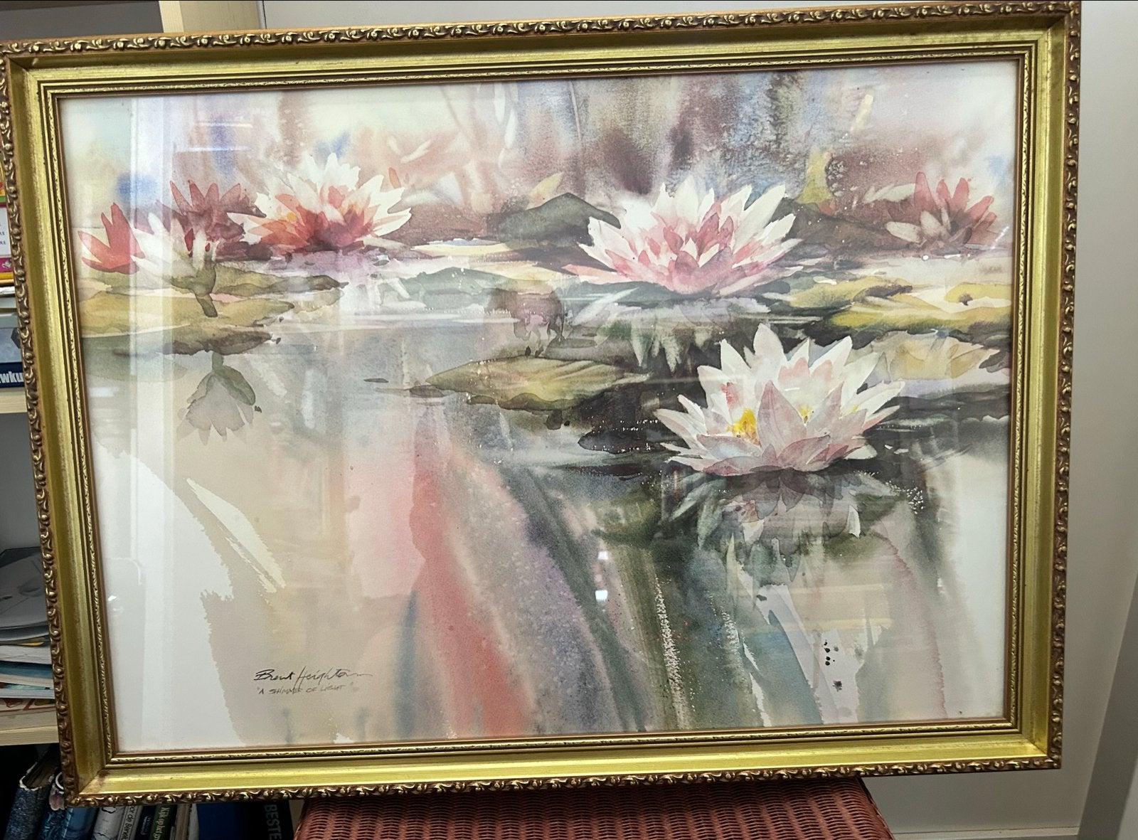 Brent Heighton - Waterlelies "A Shimmer of Light", Antiek en Kunst, Kunst | Schilderijen | Klassiek, Bloemen, Realistisch, Ophalen of Verzenden