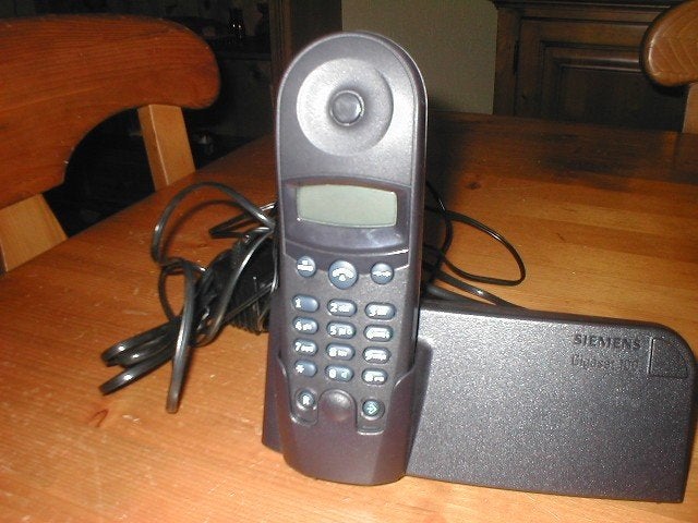 SIEMENS Gigaset 100, Telecommunicatie, Vaste telefoons | Handsets en Draadloos, Ophalen of Verzenden, Gebruikt, 1 handset