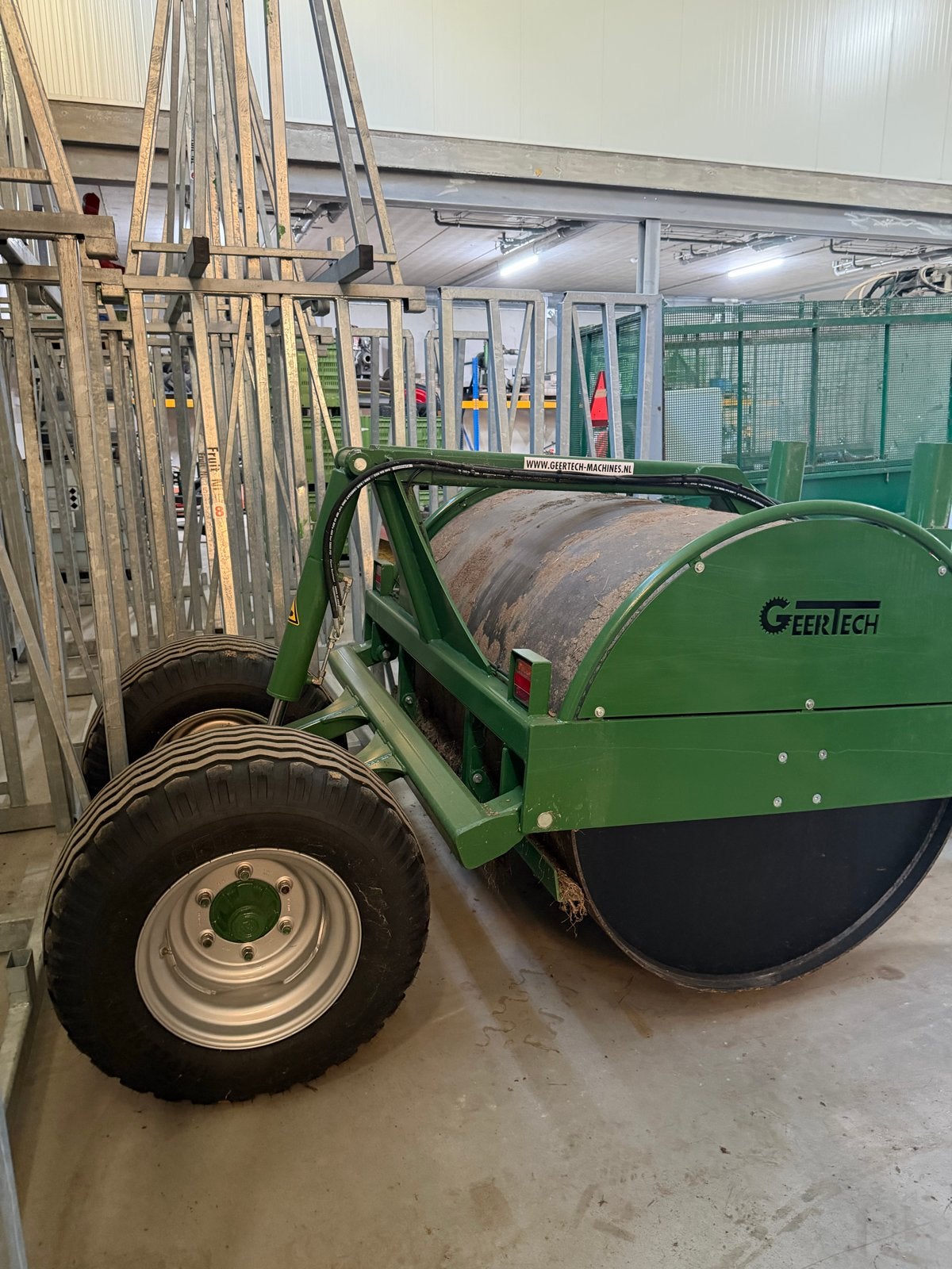 Geertech sporenwals / padenwals fruitteelt te huur, Ophalen