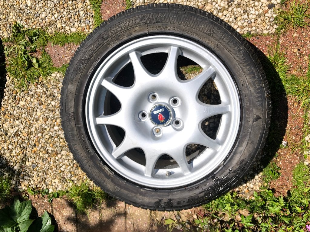 Saab velgen + all season banden, Ophalen, Gebruikt, Saab