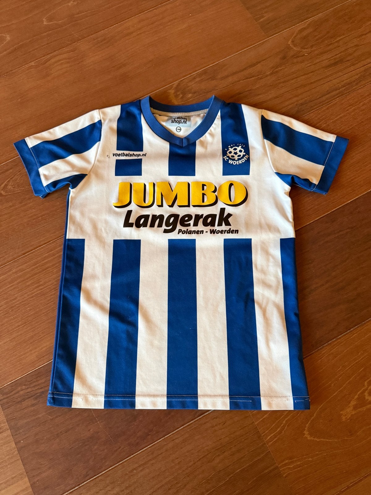 SC Woerden Voetbalshirt Maat 140, Sport en Fitness, Voetbal, Maat XS of kleiner, Ophalen of Verzenden, Gebruikt, Shirt