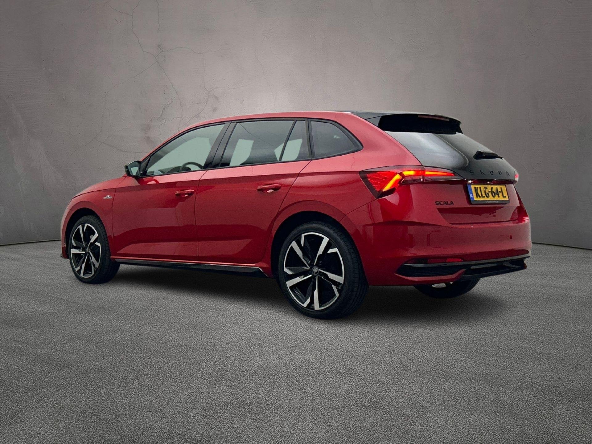 Skoda Scala Monte Carlo 1.0 TSI 115pk DSG Automaat Trekhaak,, Auto's, Euro 6, Origineel Nederlands, 19 km/l, 3 cilinders