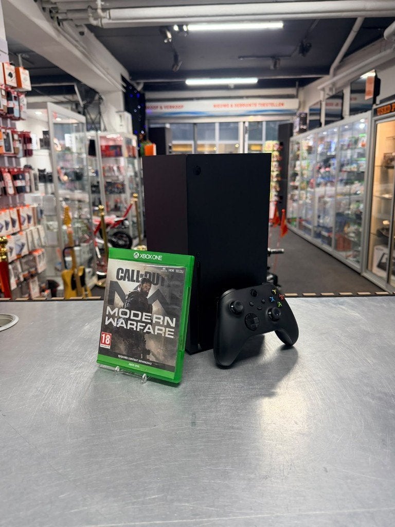 Foto 3 van Xbox Series X 1TB + 1 Controller + Call of Duty Modern