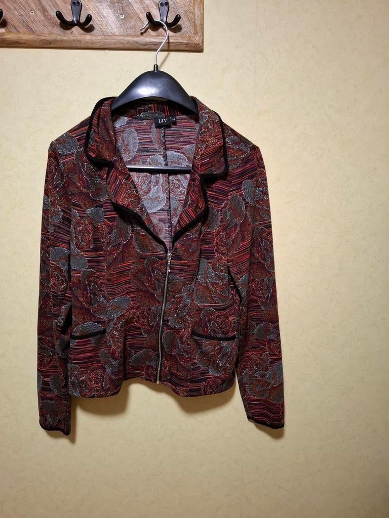 LIV Blazer/jasje red floral maat 40, Maat 38/40 (M), Overige kleuren, Ophalen of Verzenden, Zo goed als nieuw