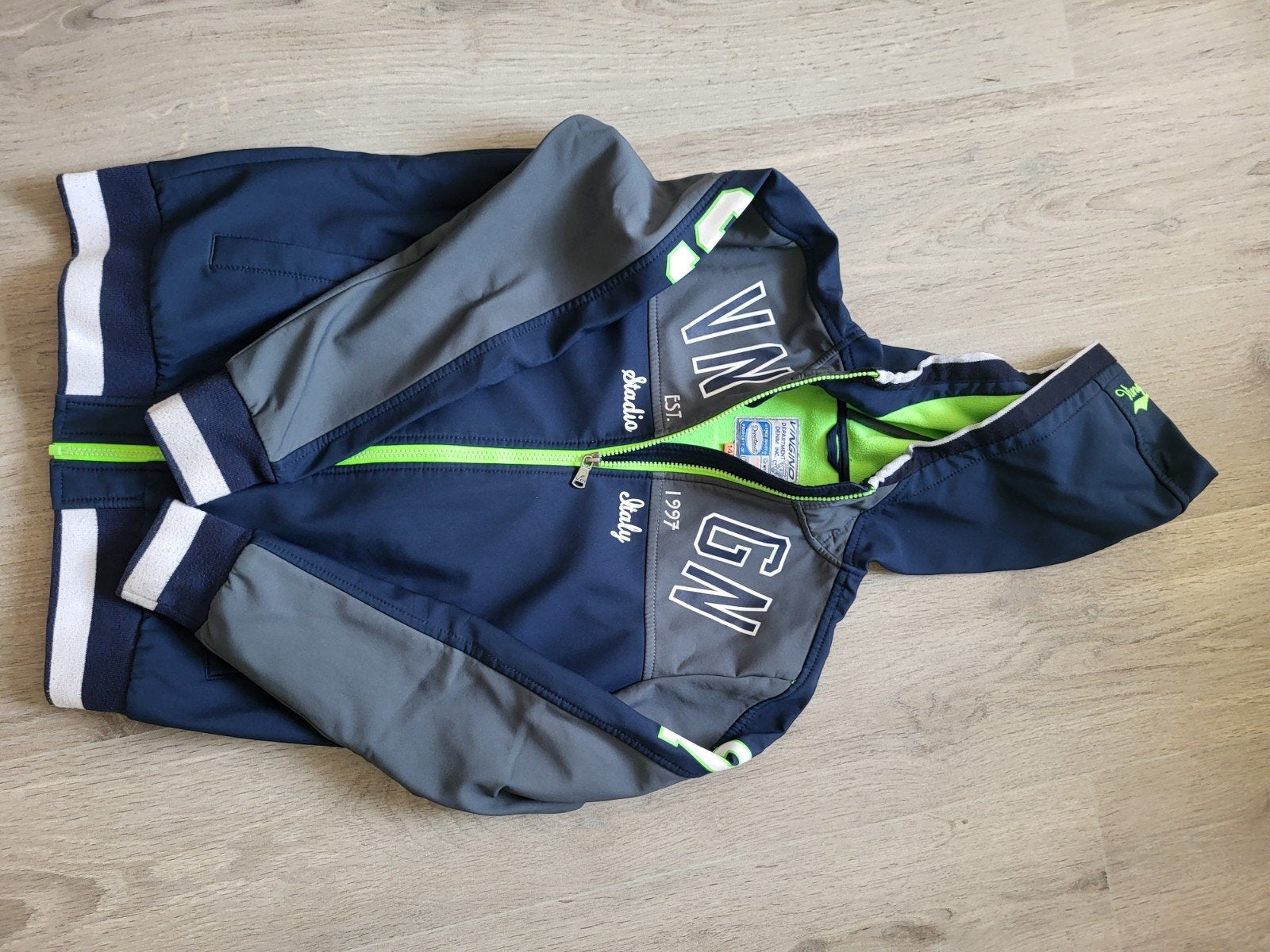 Vingino softshell zomerjas/tussenjas maat 14, Ophalen of Verzenden, Zo goed als nieuw, Vingino, Jongen