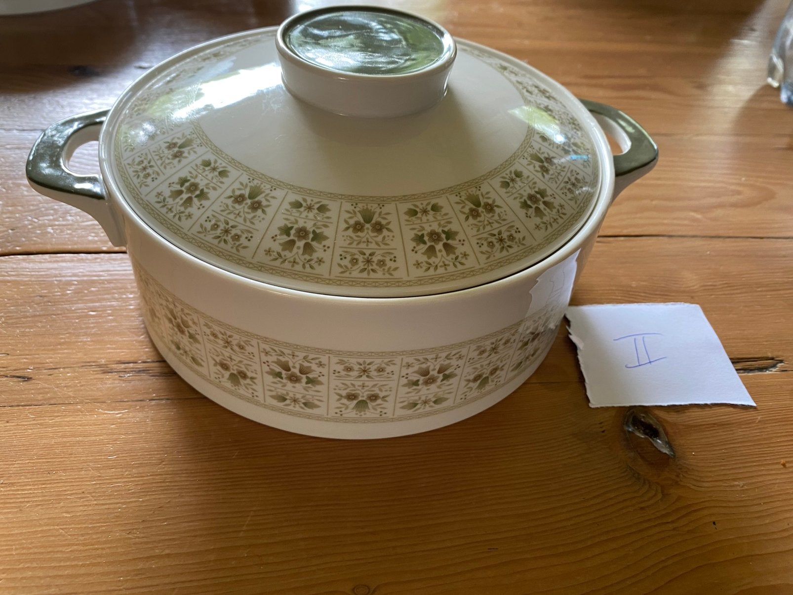 Royal Doulton England Samarra dekschaal, Gebruikt, Ophalen of Verzenden, Schaal of Schalen, Overige stijlen