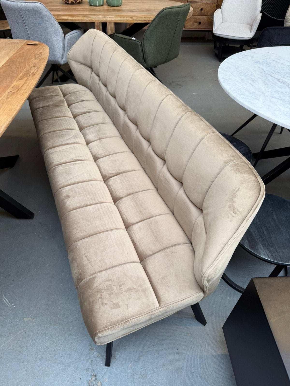 Magazijn leegverkoop eetbank hotelchique velvet champagne, Overige kleuren, Drie, Nieuw, Ophalen of Verzenden