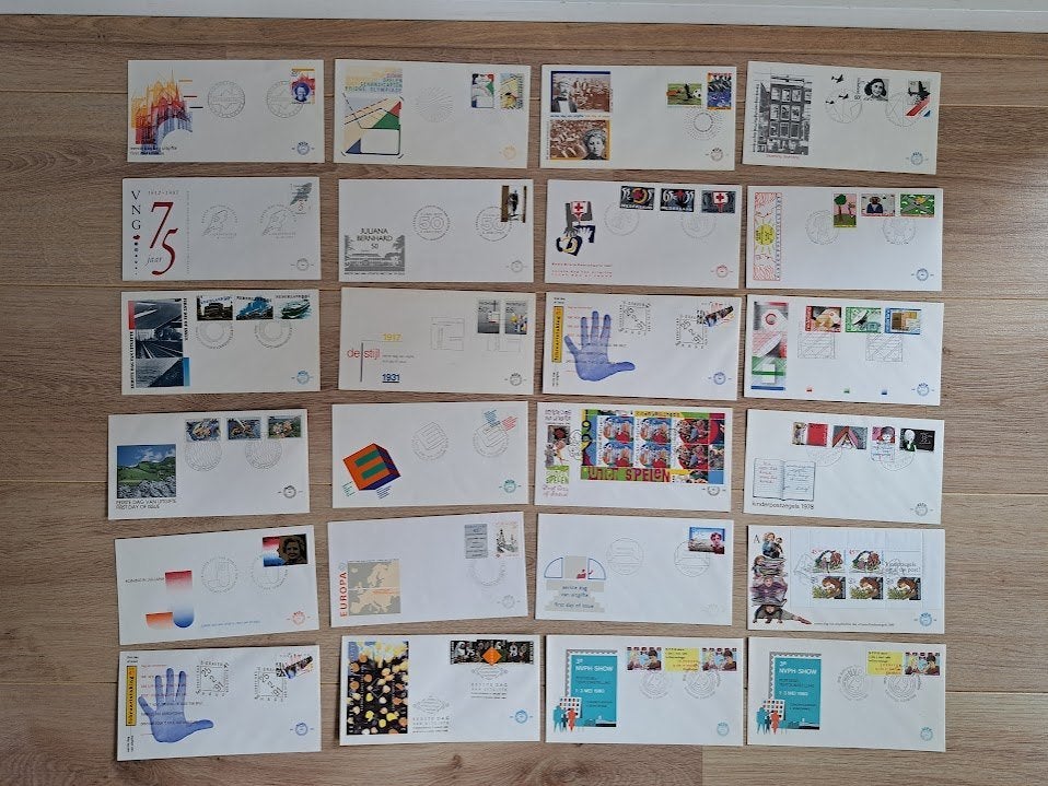 Nederland 25 onbeschreven FDC's, Ophalen of Verzenden, Na 1940, Gestempeld