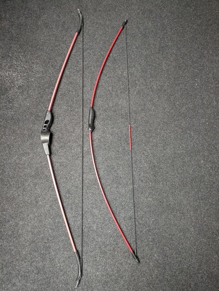 Boogschieten set: 2 bogen met 6 pijlen, Sport en Fitness, Handboogschieten, Gebruikt, Recurveboog, Ophalen