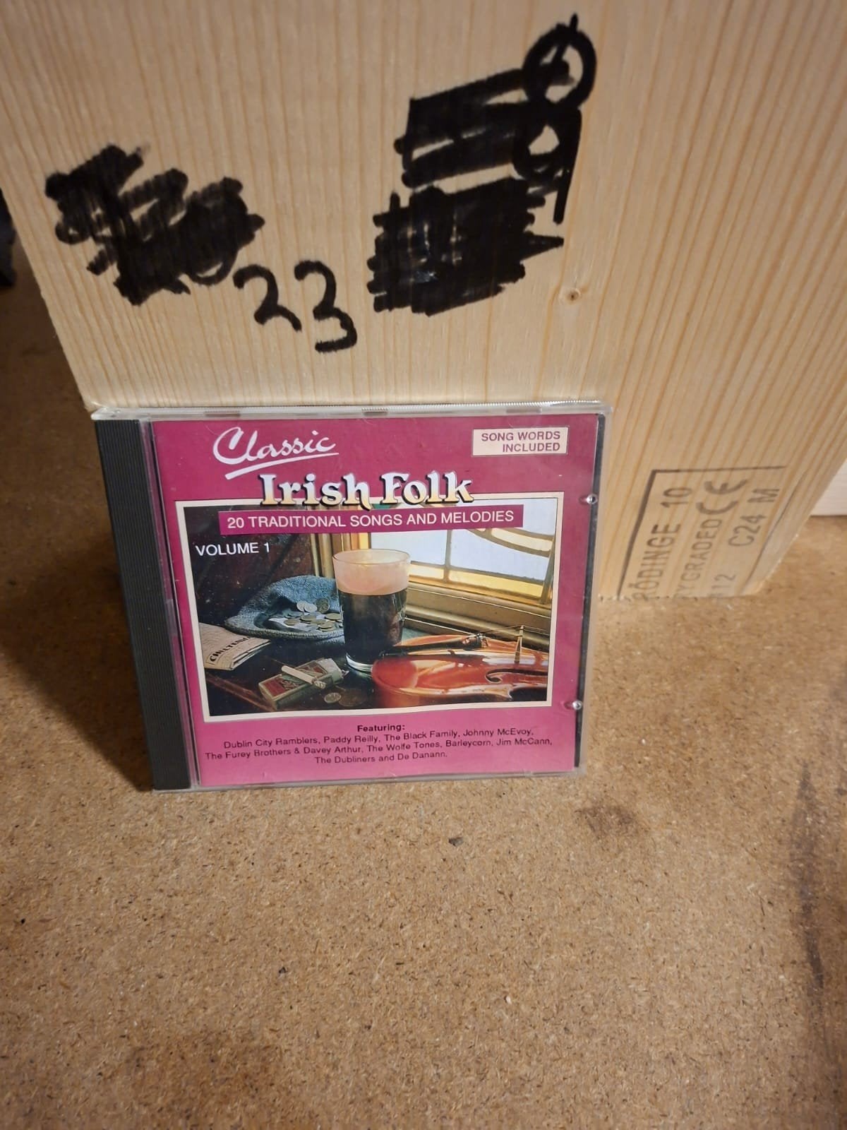 Classic Irish Folk - Volume 1 CD (20 traditionele nummers), Ophalen of Verzenden, Zo goed als nieuw, Album, Inclusief boekje
