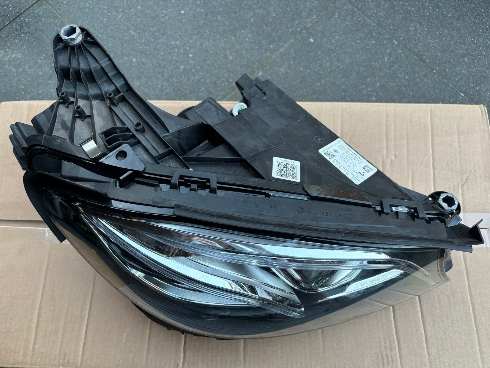 Mercedes-Benz Koplamp LED A2139062806 E-Klasse W213, Ophalen of Verzenden, Nieuw, Mercedes-Benz