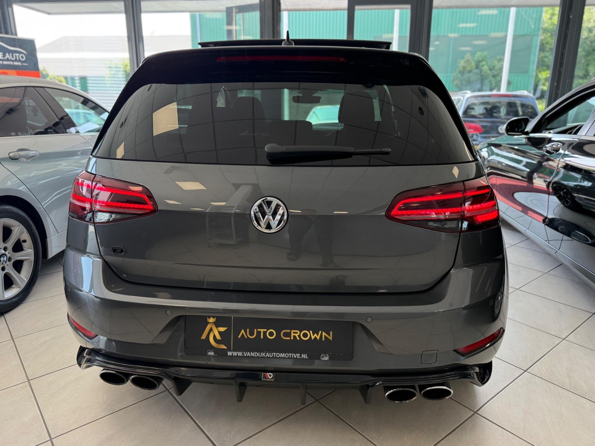 Volkswagen Golf 2.0 TSI 4Motion R Bodykit + Pano dak + sterr, Automaat, Gebruikt, Euro 6, 4 cilinders