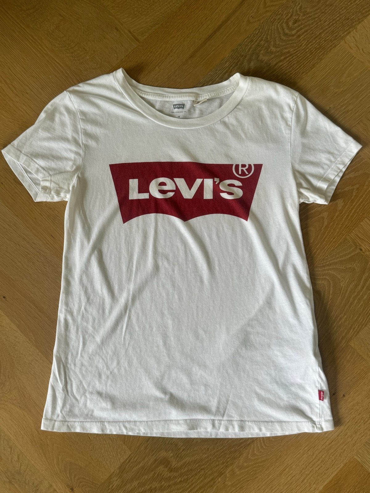 Nieuw Levi's T-shirt - Maat XS/S, Wit, Nieuw, Ophalen of Verzenden, Korte mouw