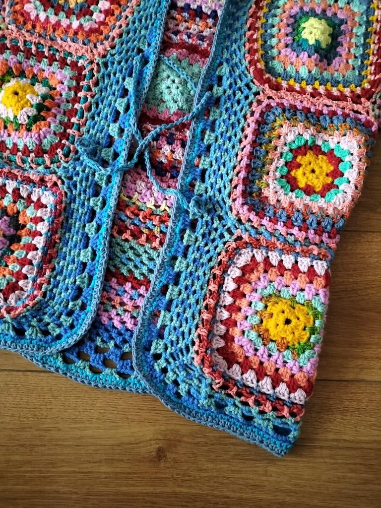 Handgehaakt bohemian kleurrijk vest/jas met.42/44, Ophalen of Verzenden, Nieuw, Breien of Haken, Wol of Garen