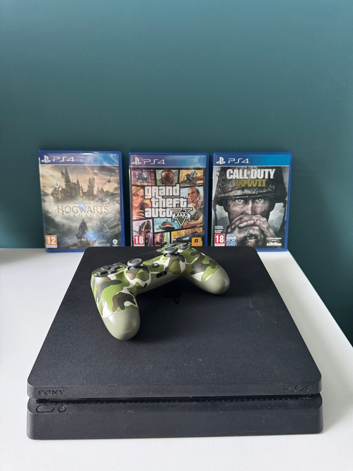 PlayStation 4 Slim met mooie games!, Ophalen, Zo goed als nieuw, 1 TB, Met 1 controller