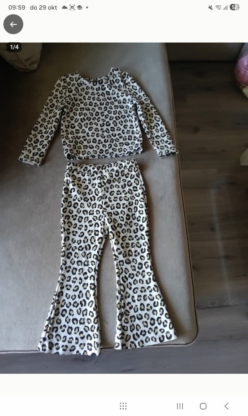 tijgerprint setje broek shirtje 98/104, Ophalen, Meisje, Zo goed als nieuw, Setje