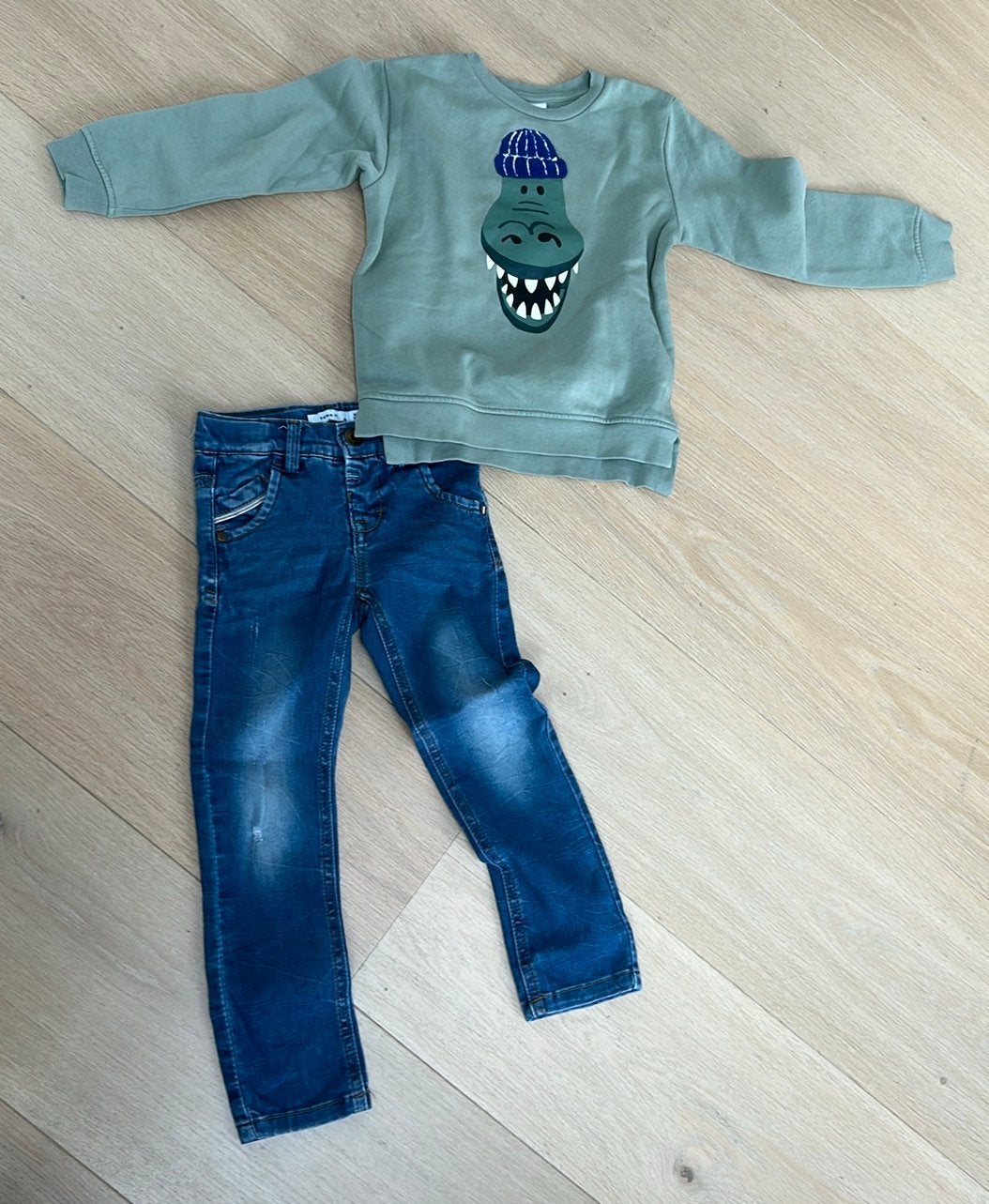 Broek en trui, Ophalen, Zo goed als nieuw, Jongen, Broek