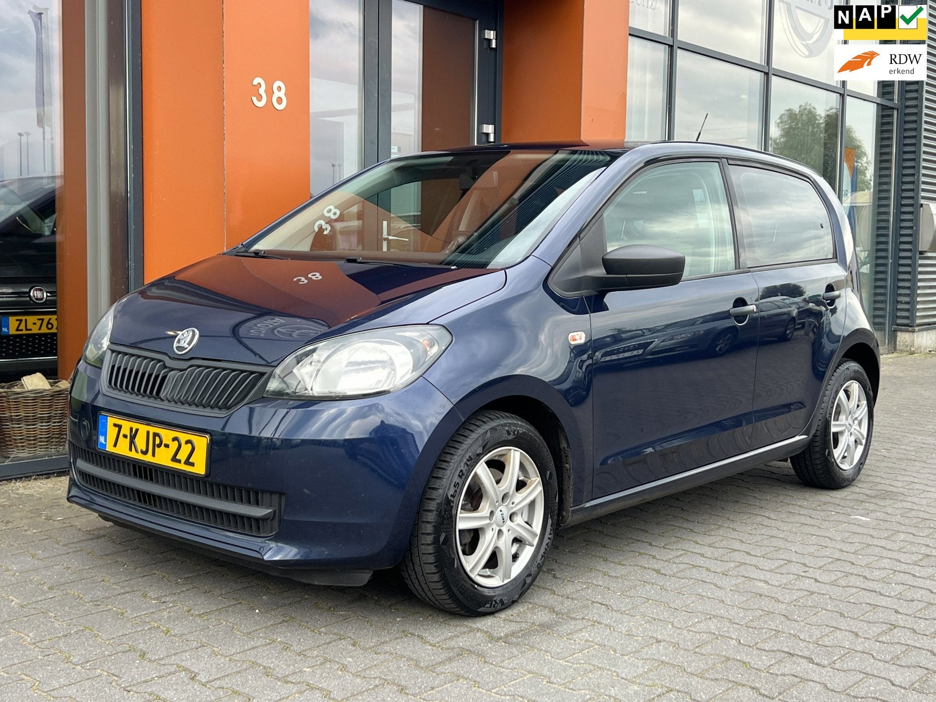 Skoda Citigo 1.0 Greentech|Navi|Airco|Bluetooth|Isofix|NAP, Euro 5, Gebruikt, 840 kg, Origineel Nederlands