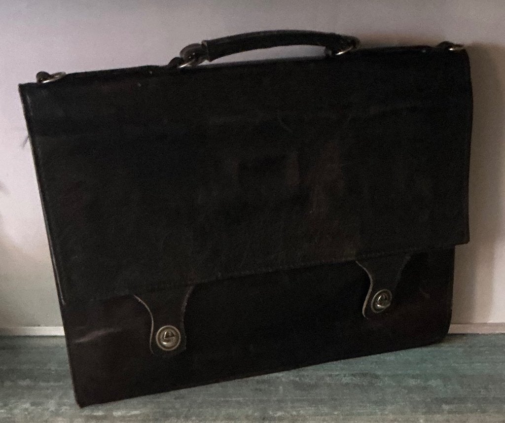 Fred de la Bretoniere. Leren aktentas/kantoortas., 30 tot 40 cm, Minder dan 30 cm, Rugtas, Zwart