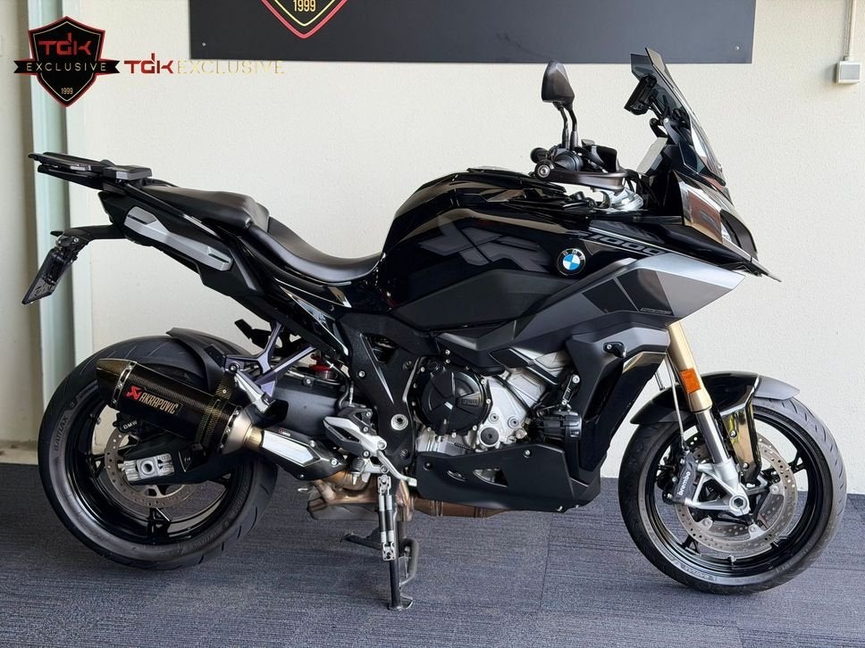 BMW S 1000 XR TRIPLE BLACK DYNAMIC AKRAPOVIC S1000XR M, 4 cilinders, Motorrijbewijs A, Bedrijf, Meer dan 35 kW