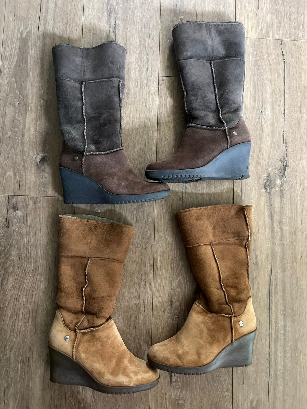 Ugg 2 paar laarzen bruin sleehakken maat 39 gevoerd uggs, Hoge laarzen, Bruin, Ophalen of Verzenden, Zo goed als nieuw