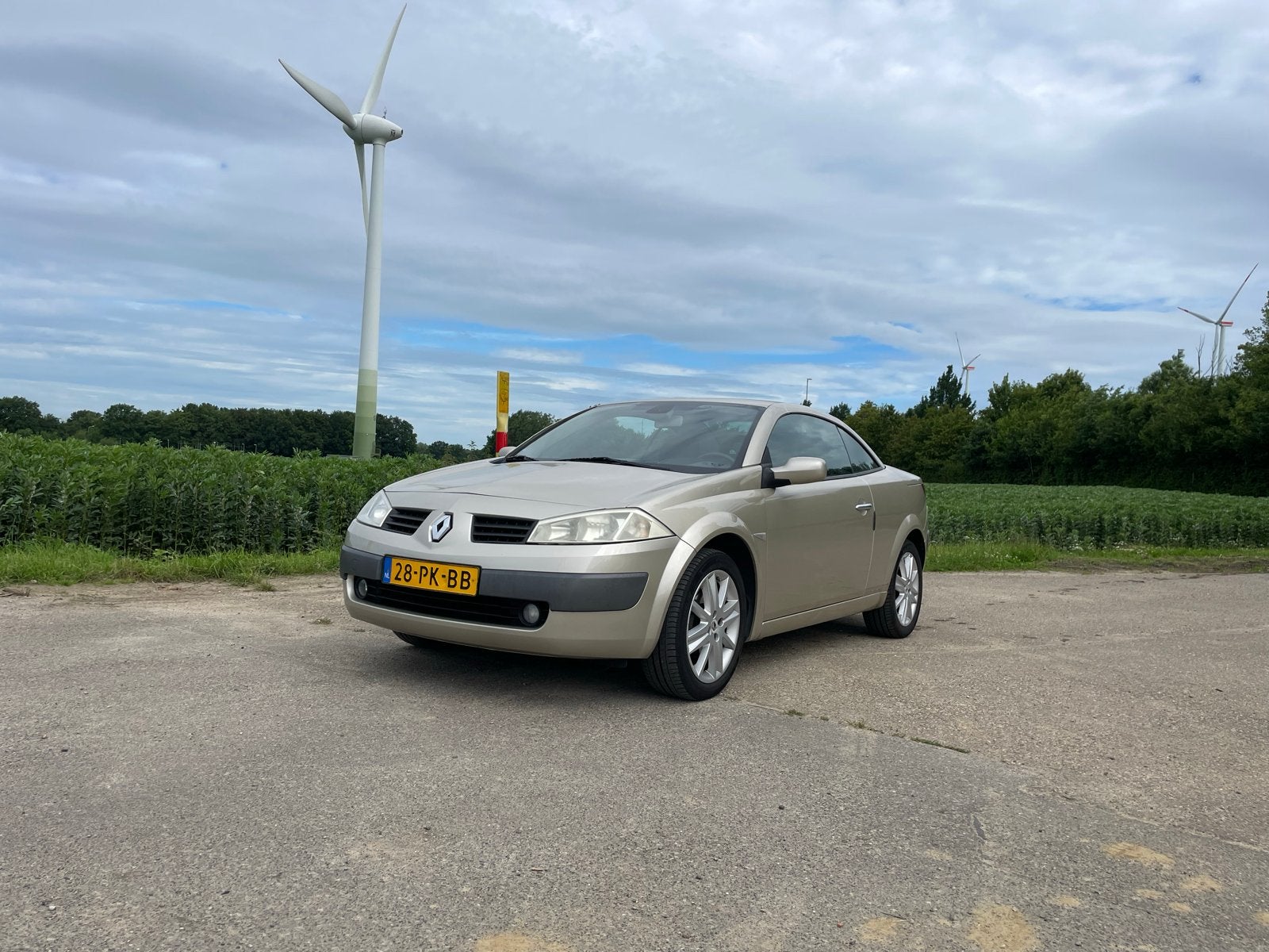 Mégane 1.6-16V Cabrio | CARPLAY | nieuwe DB riem | LAGE KM, Auto's, Voorwielaandrijving, Stof, 1295 kg, 4 cilinders